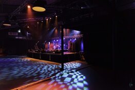 Podium de Flux verhuisd naar Hemkade 48