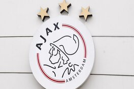 Ajax contracteert Naci Ünüvar