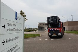 Zwaargewonde door brand in gevangenis Westzaan