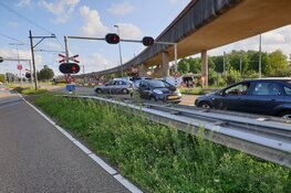 Spoorbomenstoring in Zaandam