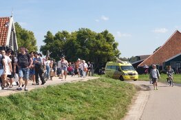Hulpdiensten op Zaanse Schans na valpartij