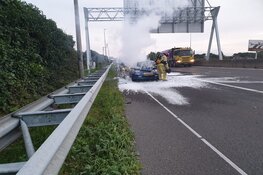 Auto in brand op A7
