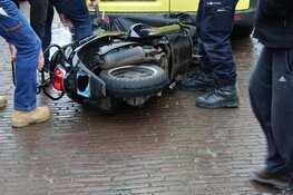 Ongeluk met achteruit rijdende bestelbus