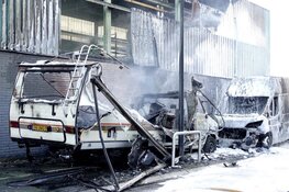 Grote brand bij bedrijfspand Zaandam