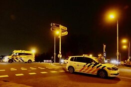 Fietser naar het ziekenhuis na ongeluk in Assendelft