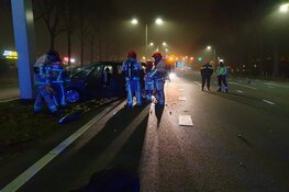 Automobilist ernstig gewond in Zaandam
