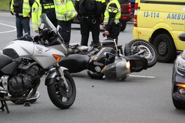 Motorrijder zwaar gewond bij ongeval Oostzaan