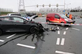 Motorrijder zwaar gewond bij ongeval Oostzaan