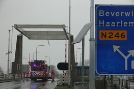 Verlichting brug los gewaaid