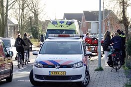 Fietsster gewond na aanrijding in Assendelft