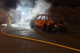 Auto in brand in Zaandam