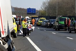 A8 afgesloten vanwege ravage na ongeval