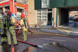 Uitslaande woningbrand Koog aan de Zaan zorgt voor schade omliggende woningen
