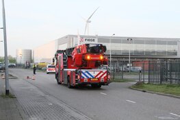 Middelbrand bij gebouw in Zaandam