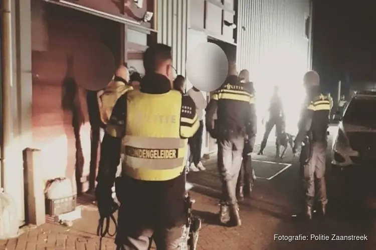 53 bekeuringen voor overtreden noodverordening. Politie stopt illegaal pokertoernooi