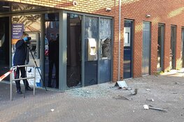 Plofkraak op Rabobank in Oostzaan, daders nog niet gepakt