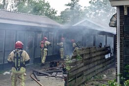 Veel schade bij brand aan Vlietsend in Krommenie