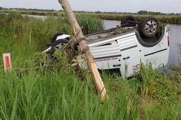 Bestelbus gecrasht in Assendelft