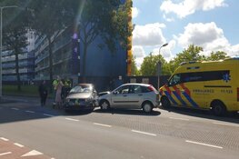 Gewonde en flinke schade bij ongeval Zaandam