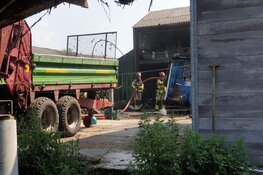 Brand in hooiwagen Oostzaan