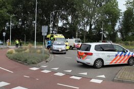 Fietser ernstig gewond na aanrijding Zaandam