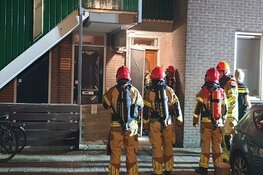 Zwaar explosief afgegaan bij portiekflat Zaandam