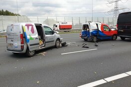 Flinke vertraging na ongeluk op A8