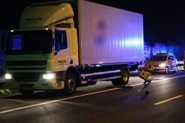 Persoon in kritieke toestand na ongeluk op A8 bij Zaandam, betrokkene rijdt door