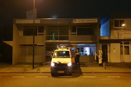 Zaanse politie beëindigd feest, burgemeester sluit pand