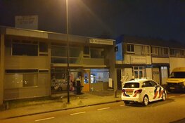 Zaanse politie beëindigd feest, burgemeester sluit pand