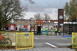 Basisschool ontruimd na brand Zaandam