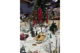 Dorcaswinkel Zaandam heropent met kleurwedstrijd