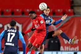 AZ spoelt kater weg in Enschede