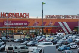 Drukte bij Hornbach Zaandam