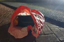 Veel vuurwerk afgestoken rondom gemeentehuis Oostzaan