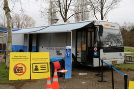 Tijdelijke corona testbus in Poelenburg