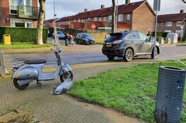 Scooterrijder aangereden in Assendelft