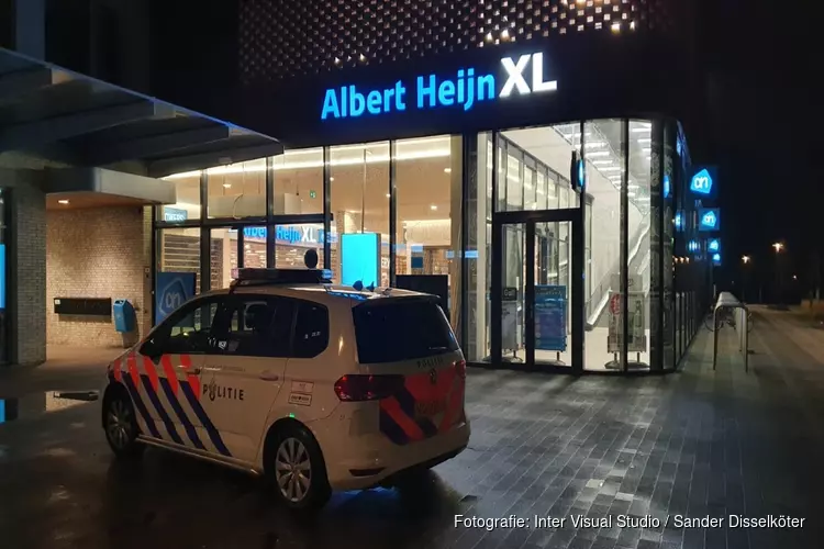 Diefstal uit winkel; getuigen gezocht