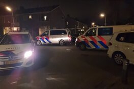 Lichtgewonde bij woningoverval Assendelft, politie zoekt daders