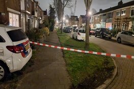 Lichtgewonde bij woningoverval Assendelft, politie zoekt daders