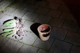 (Wier)rook in woning Zaandam, brandweer voor de deur