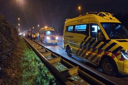 Zeven auto&#39;s botsen op elkaar op A7 bij Zaandam, vier personen naar ziekenhuis gebracht