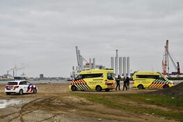 Crossmotorrijder raakt ernstig gewond na val in Westzaan