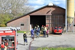 Landbouwvoertuig in brand Assendelft