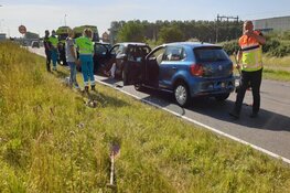 Vier auto's tegen elkaar in Krommenie