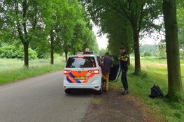 Fietser aangereden in Oostzaan, betrokken bestuurder aangehouden