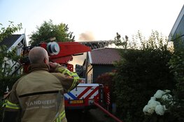 Grote brand bij woning in Zaandam