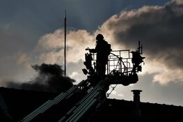 Grote brand bij woning in Zaandam