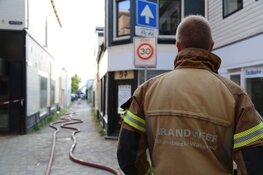 Grote brand bij woning in Zaandam