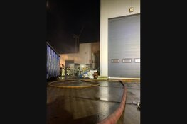 Brand bij metaalverwerkingsbedrijf in Zaandam